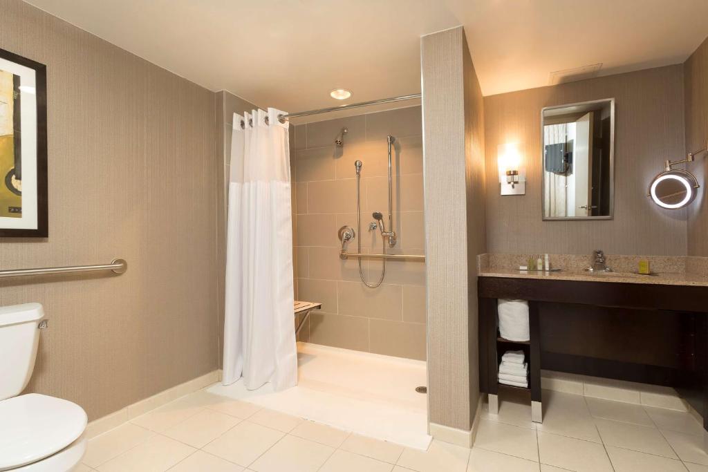 DoubleTree Suites by Hilton Nashville Airport photo 3