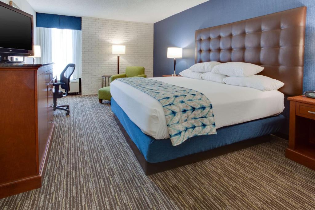 Drury Inn & Suites Nashville Airport photo 2