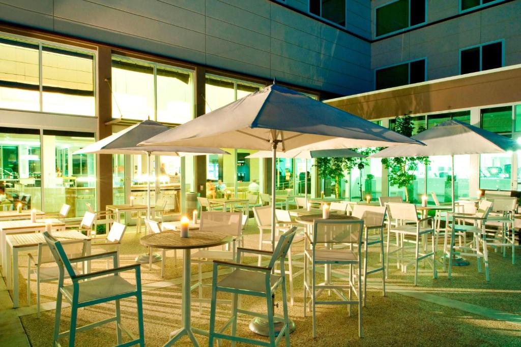 Element by Marriott Dallas Fort Worth Airport North photo 4