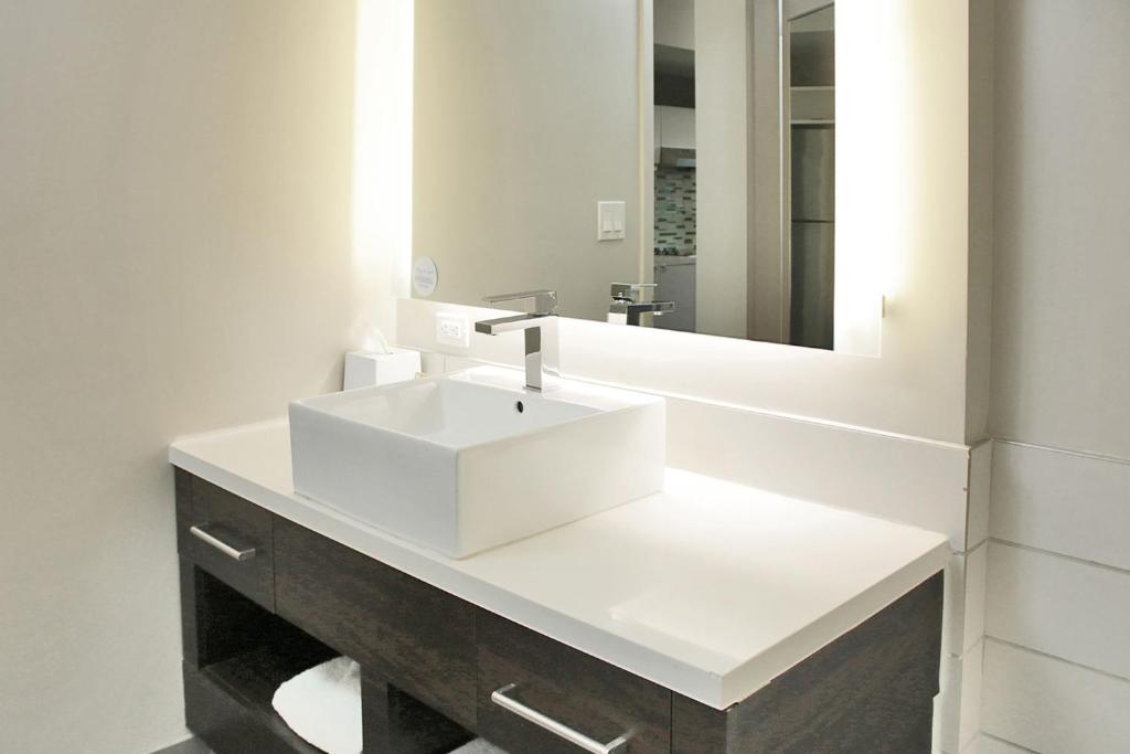 Element by Marriott Miami Doral photo 3