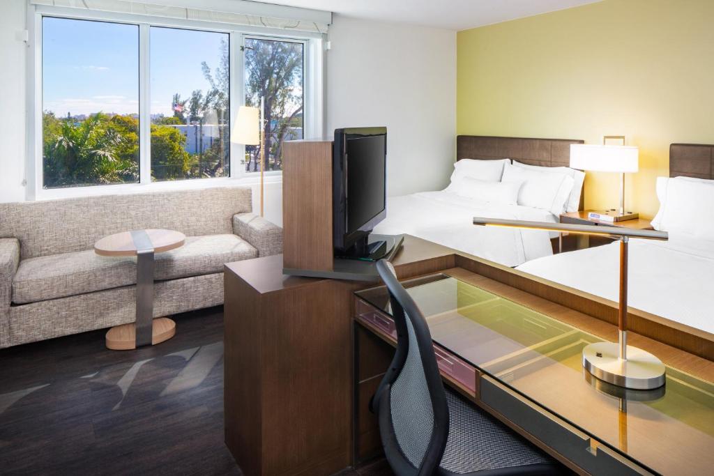 Element by Marriott Miami International Airport photo 2