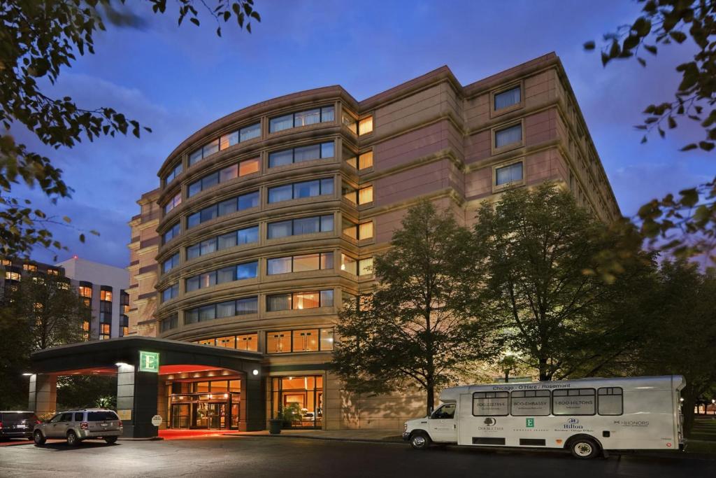 Embassy Suites by Hilton Chicago O'Hare Rosemont, photo 1