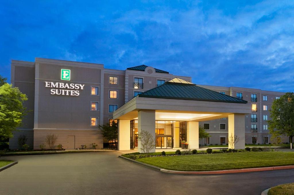 Embassy Suites by Hilton Philadelphia Airport, photo 1