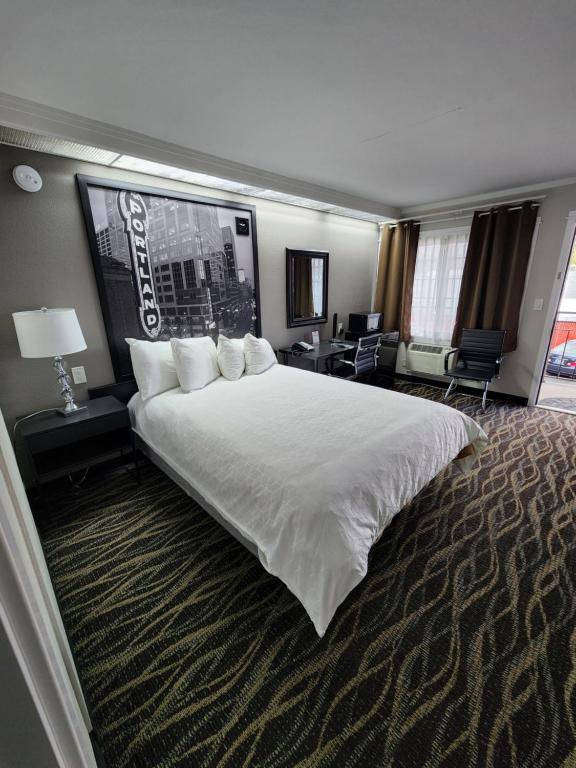 Executive Lodge photo 2