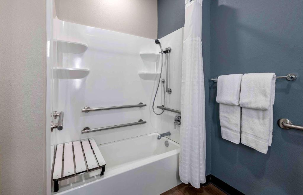 Extended Stay America Premier Suites - Miami - Coral Gables photo 3