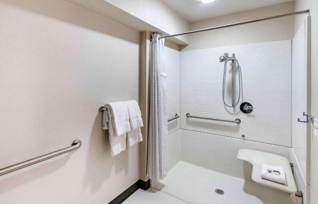 Extended Stay America Premier Suites - San Jose - Airport photo 3