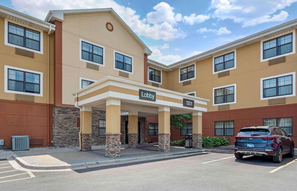 Extended Stay America Select Suites - Chicago - O'Hare photo 4