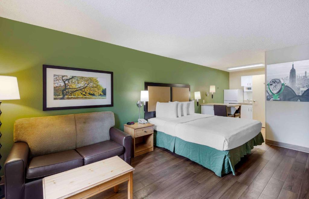 Extended Stay America Suites - Los Angeles - LAX Airport - El Segundo photo 2