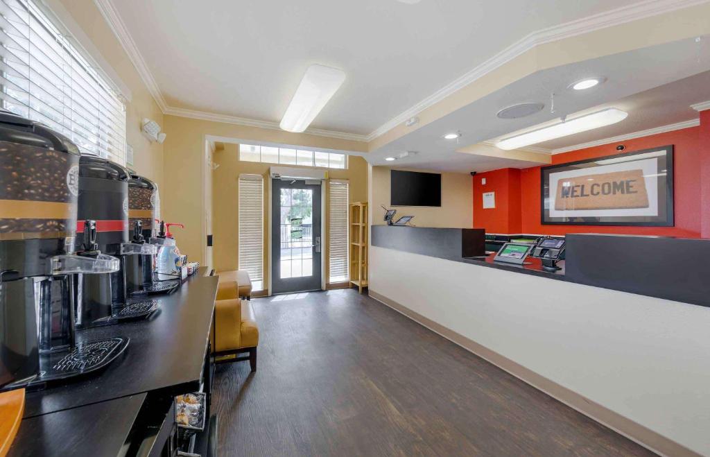 Extended Stay America Suites - Los Angeles - LAX Airport - El Segundo photo 4