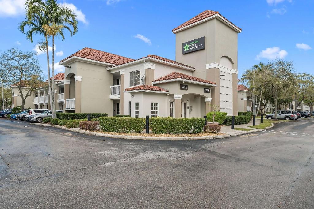 Extended Stay America Suites - Miami - Airport - Blue Lagoon, photo 1