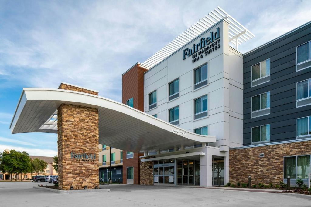 Fairfield by Marriott Inn & Suites Dallas DFW Airport North, Irving, photo 1