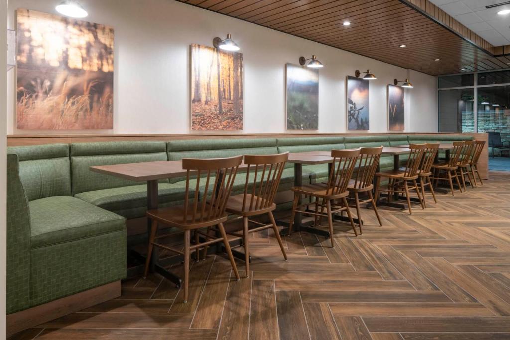 Fairfield by Marriott Inn & Suites Dallas DFW Airport North, Irving photo 2