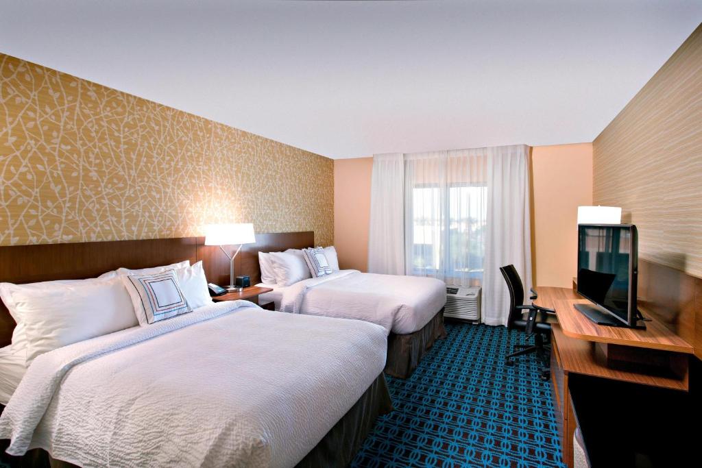 Fairfield Inn & Suites by Marriott Phoenix Tempe/Airport photo 2
