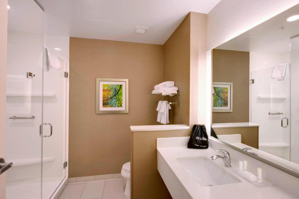 Fairfield Inn & Suites by Marriott Phoenix Tempe/Airport photo 3