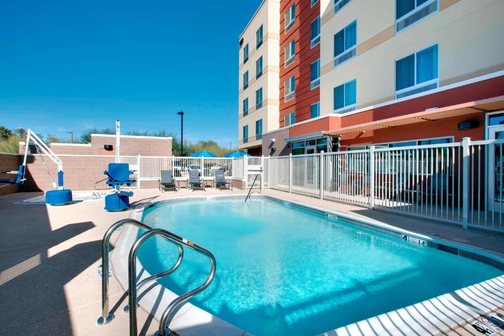 Fairfield Inn & Suites by Marriott Phoenix Tempe/Airport photo 4