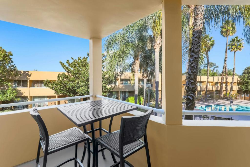 Fairfield Inn and Suites by Marriott San Jose Airport photo 4