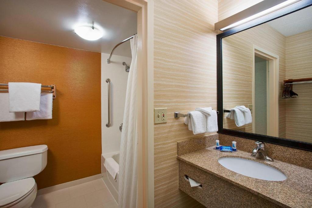 Fairfield Inn & Suites Chicago Midway Airport photo 3