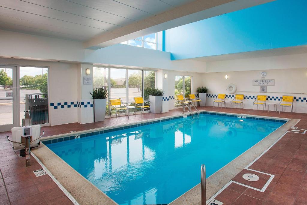 Fairfield Inn & Suites Chicago Midway Airport photo 4