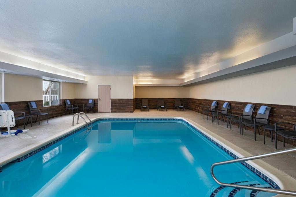 Fairfield Inn & Suites Kansas City Airport photo 4