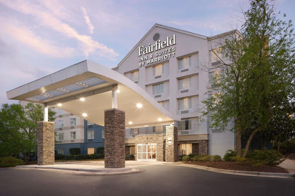 Fairfield Inn & Suites Raleigh Durham Airport Research Triangle Park, photo 1