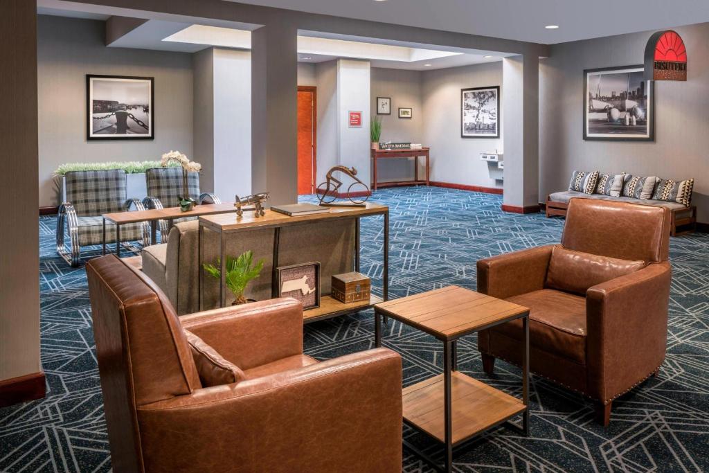 Four Points by Sheraton Boston Logan Airport Revere, photo 1