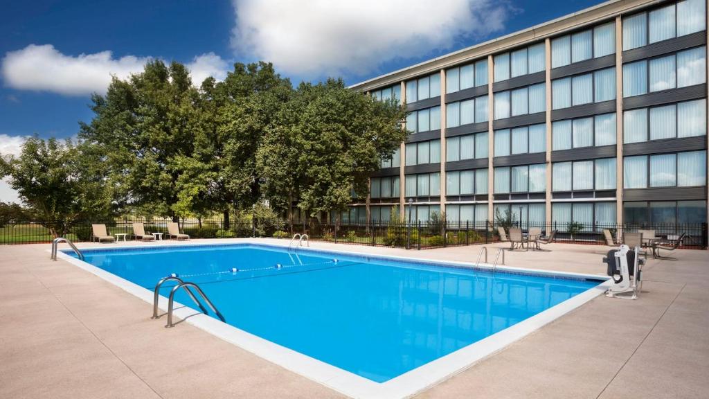 Four Points by Sheraton Kansas City Airport photo 4