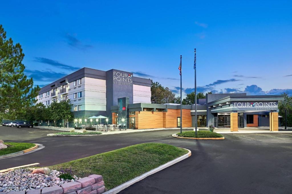 Four Points by Sheraton Salt Lake City Airport, photo 1