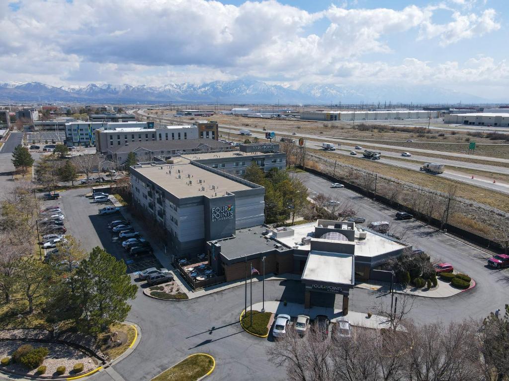 Four Points by Sheraton Salt Lake City Airport photo 2