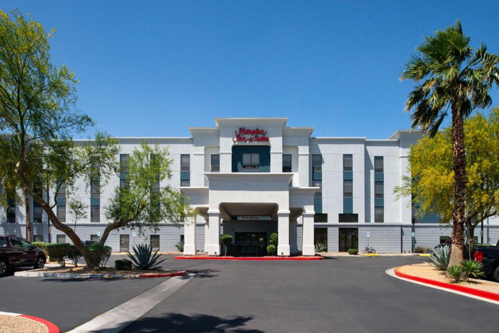 Hampton Inn & Suites Las Vegas Airport, photo 1