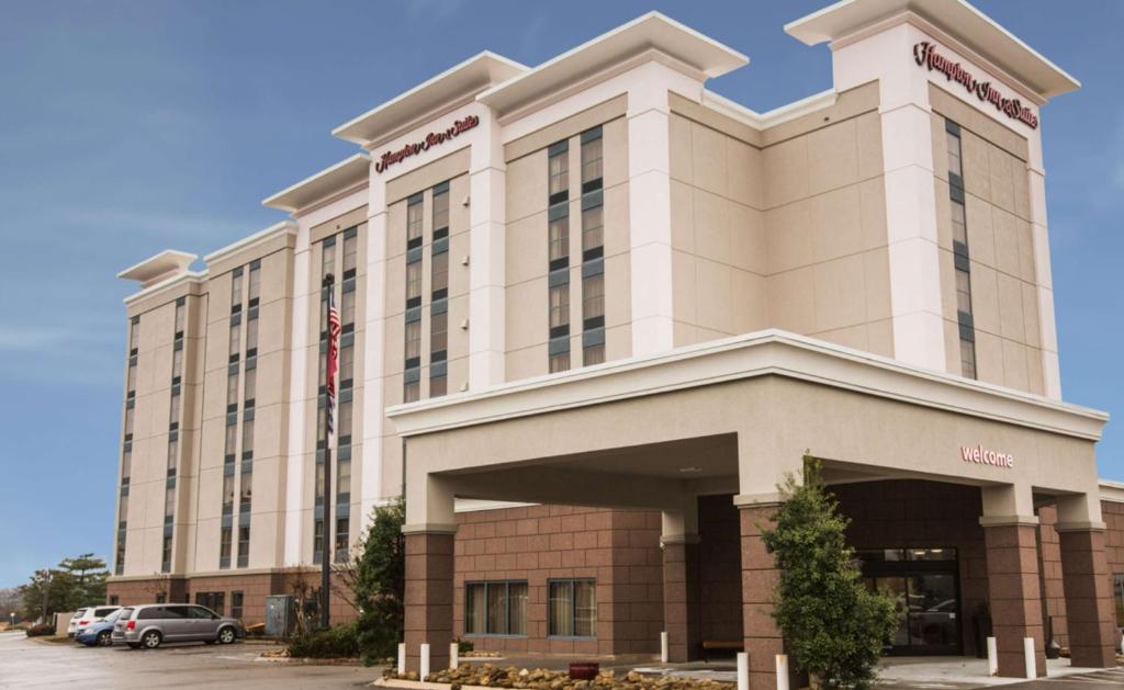 Hampton Inn & Suites Nashville-Airport, photo 1