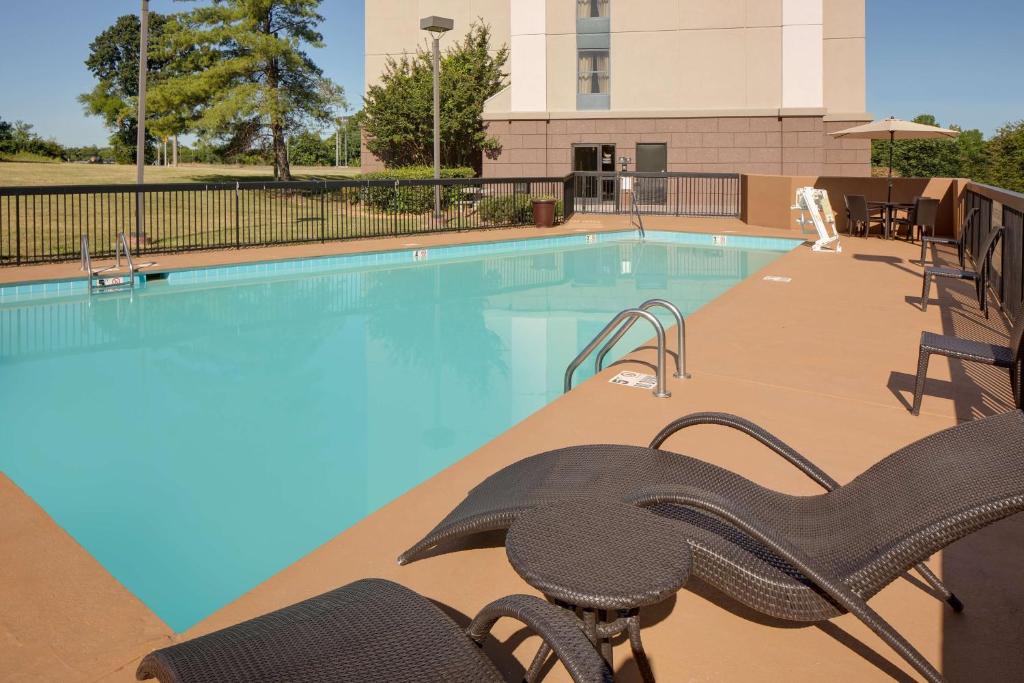 Hampton Inn & Suites Nashville-Airport photo 4