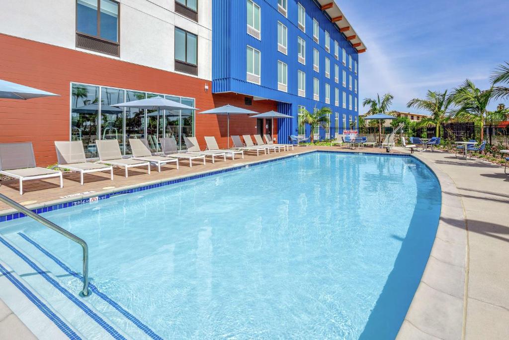 Hampton Inn & Suites San Diego Airport Liberty Station photo 4