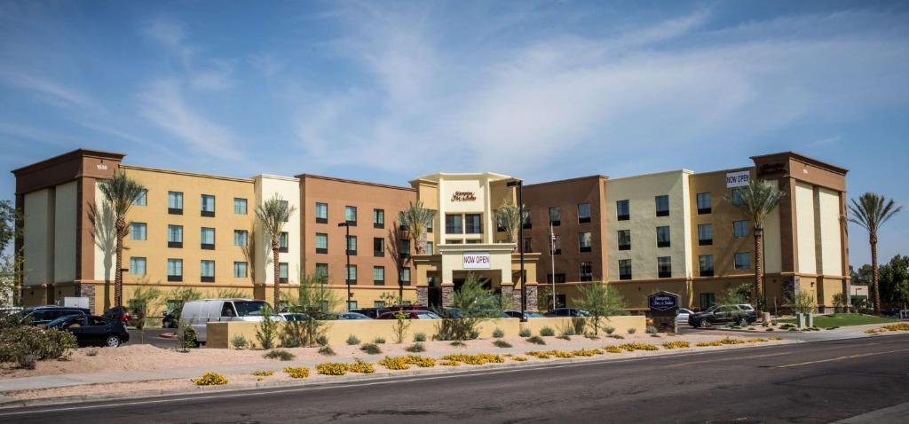 Hampton Inn & Suites Tempe/Phoenix Airport, Az, photo 1
