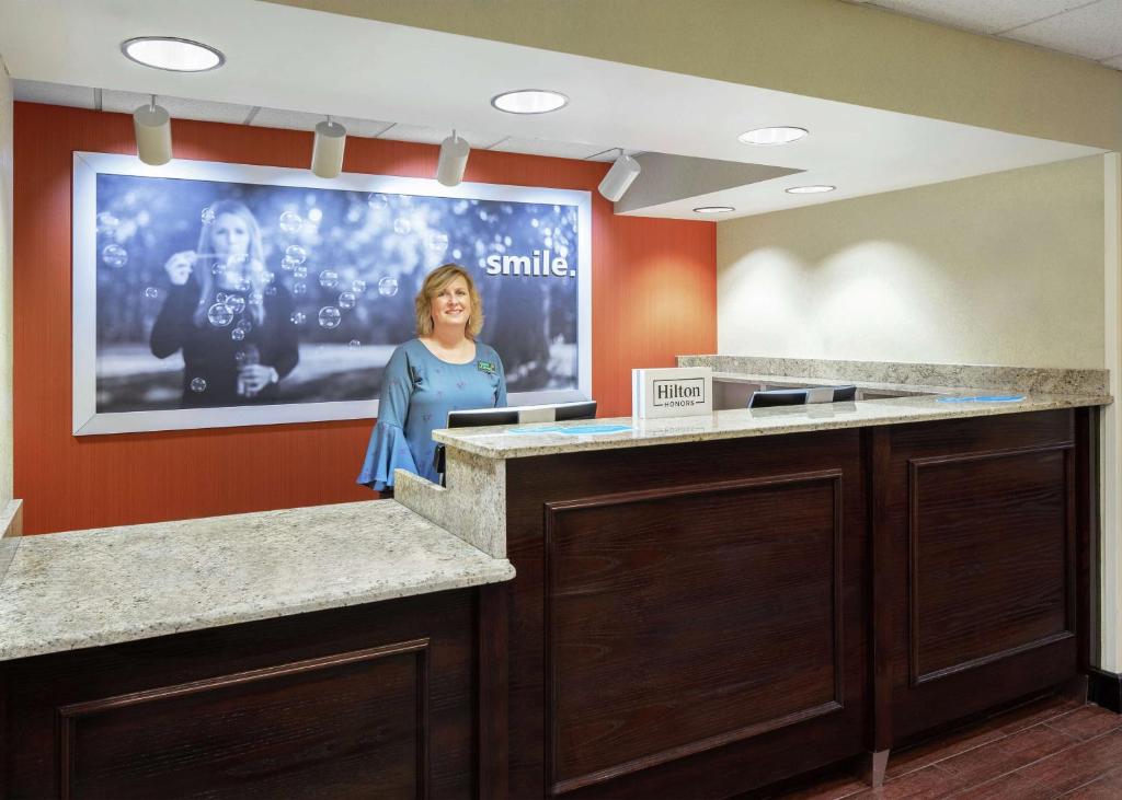 Hampton Inn Dallas Irving Las Colinas photo 3