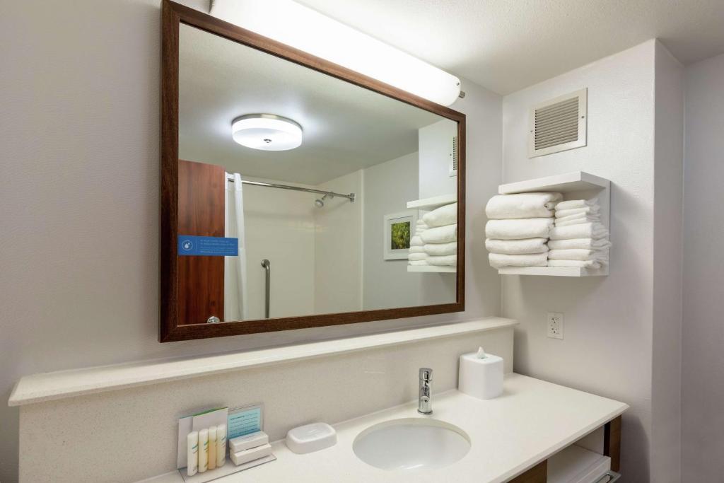 Hampton Inn Houston/Humble-Airport Area photo 3