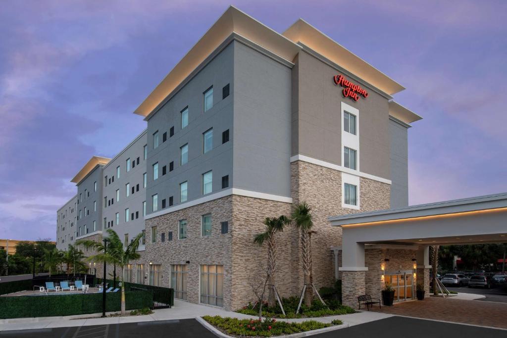 Hampton Inn Miami Airport East, photo 1