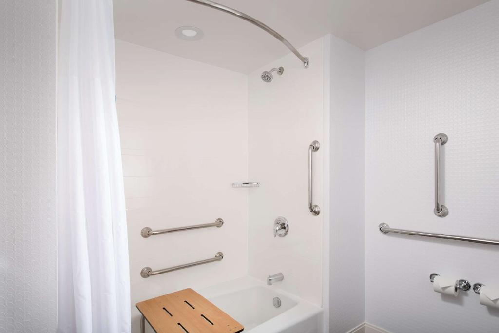 Hampton Inn Miami Airport East photo 3