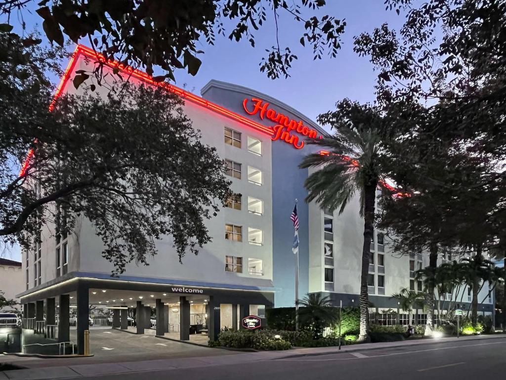 Hampton Inn Miami-Coconut Grove/Coral Gables, photo 1