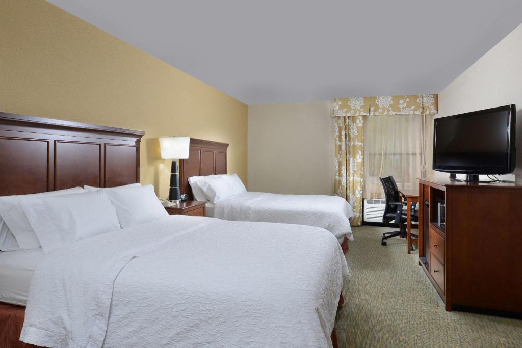 Hampton Inn Raleigh/Durham Airport photo 2