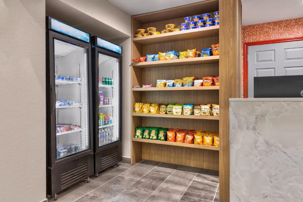 Hawthorn Extended Stay by Wyndham DFW Airport North photo 4