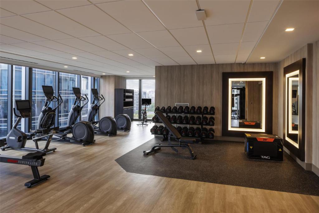 Hilton Arlington Rosslyn The Key photo 4
