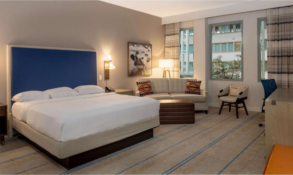 Hilton Austin Airport photo 2