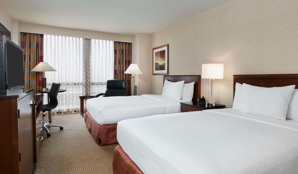 Hilton Chicago O'Hare Airport photo 2