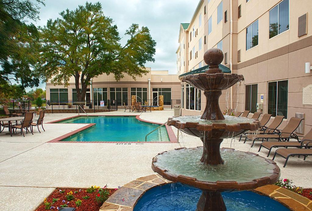 Hilton Garden Inn DFW Airport South photo 4