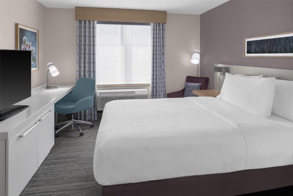 Hilton Garden Inn Queens JFK photo 2