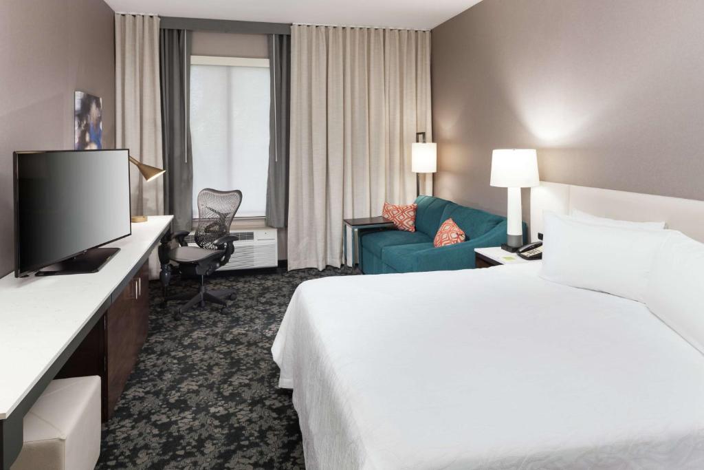 Hilton Garden Inn Sacramento/South Natomas photo 2