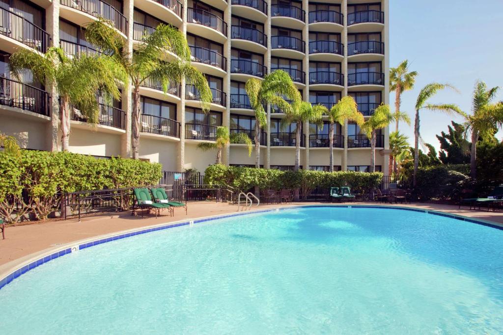 Hilton San Diego Airport/Harbor Island photo 4