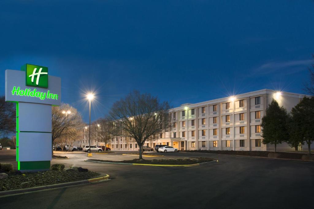 Holiday Inn Charlotte Airport by IHG, photo 1