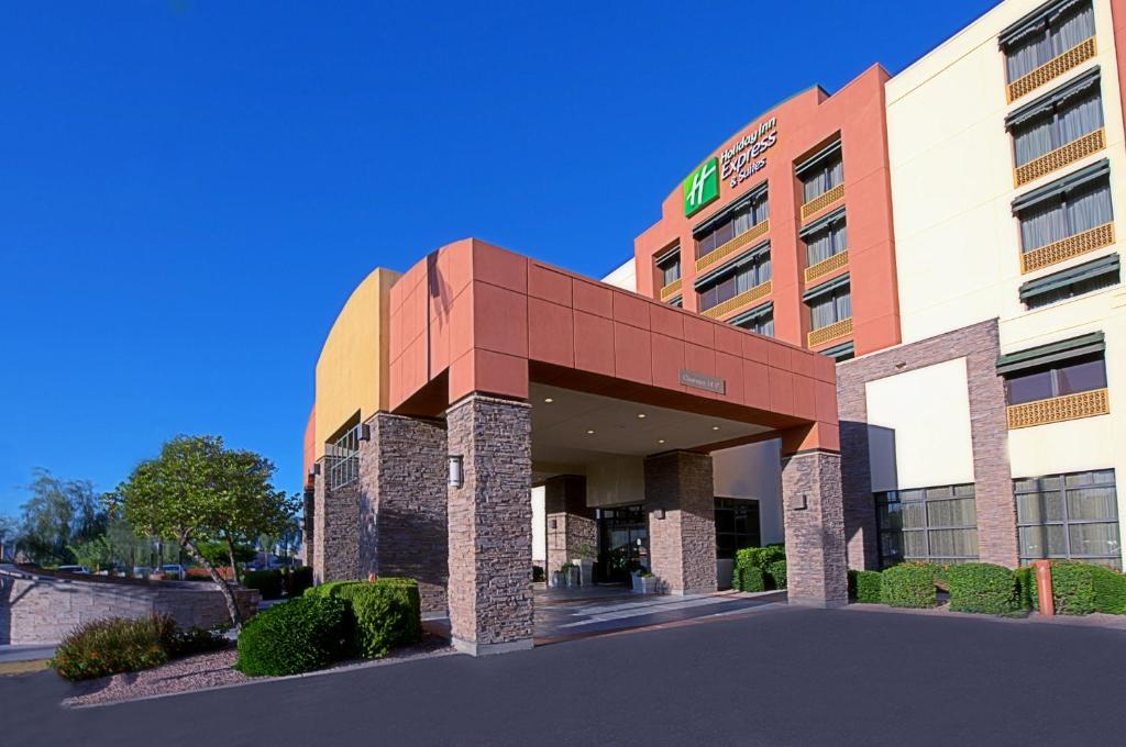 Holiday Inn Express & Suites Tempe by IHG, photo 1