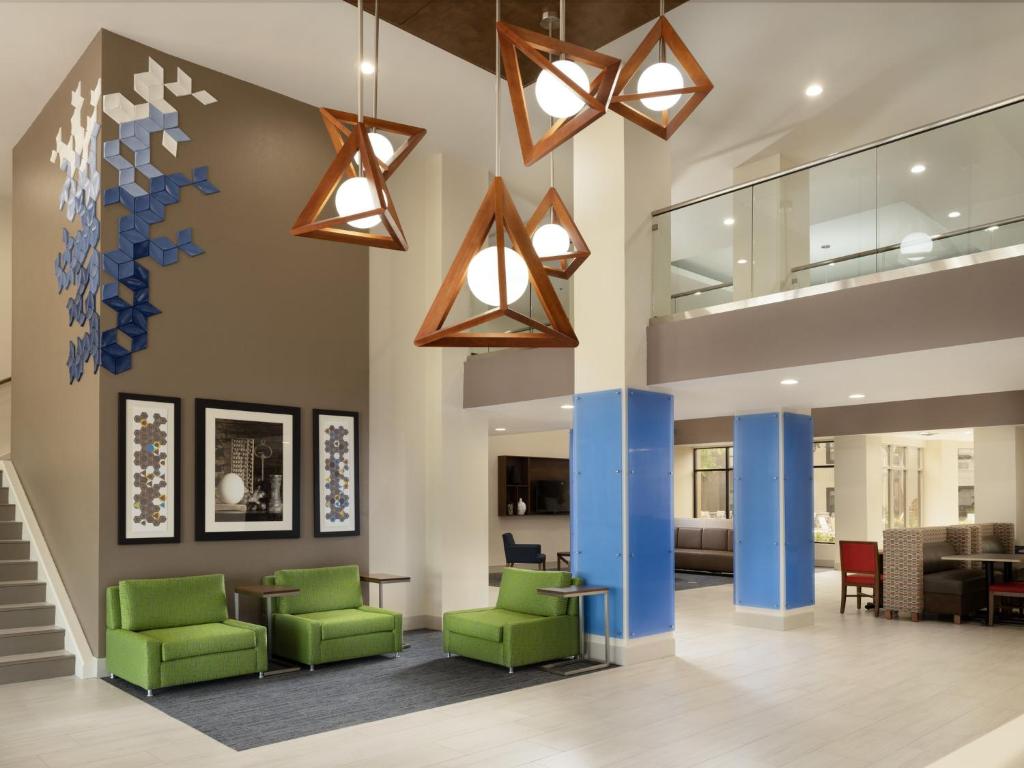 Holiday Inn Express Hotel & Suites Irving DFW Airport North by IHG, photo 1